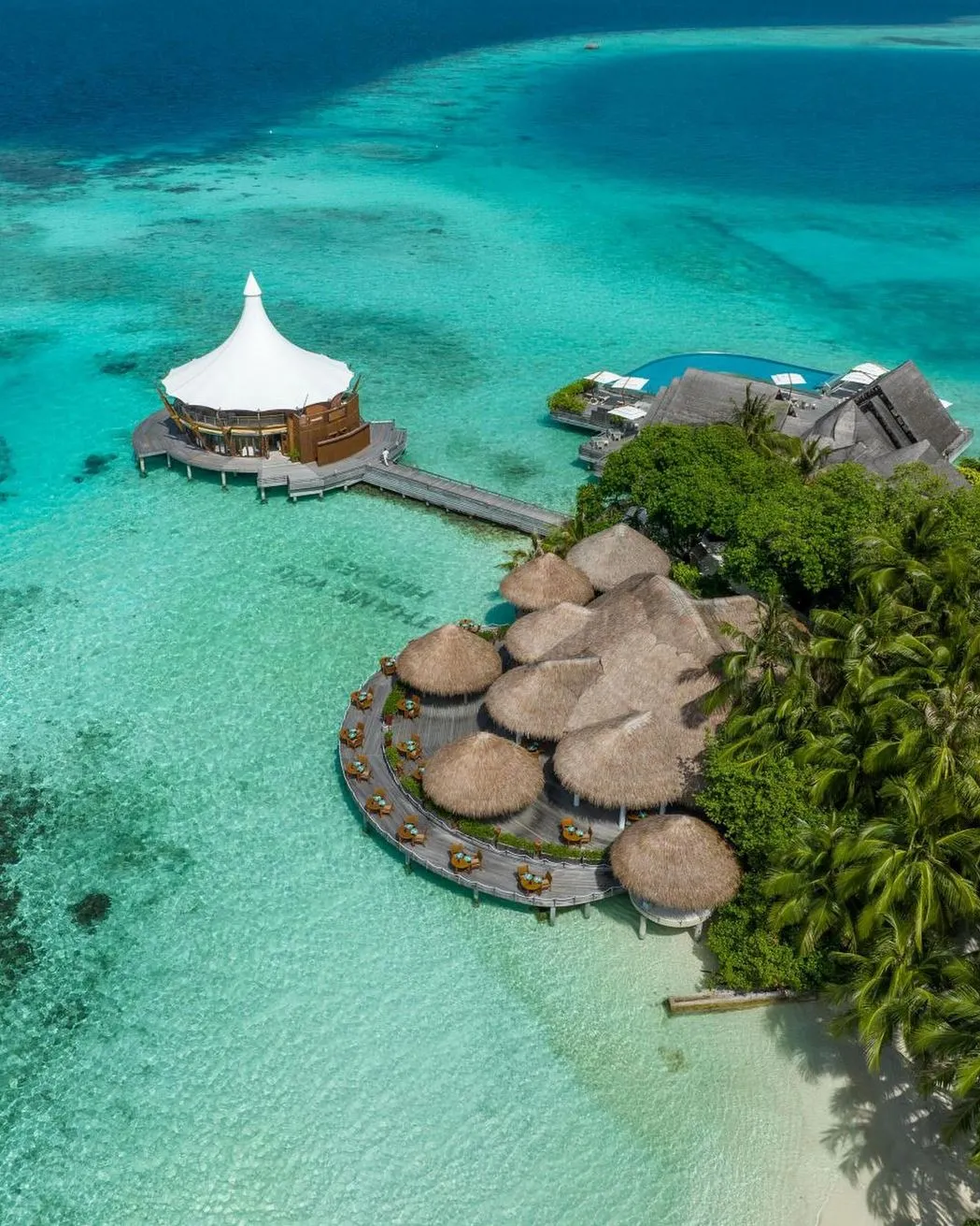 myschoolnotebook|Which is the most beautiful island in Maldives?
